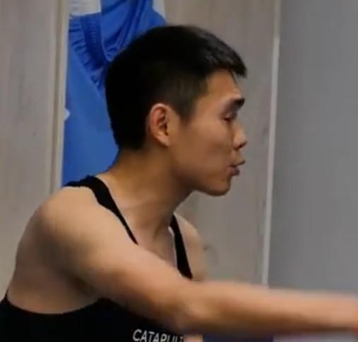 澳门新葡京-王上源半场喊话：去年是摆着踢赢的吗？谁不踢现在赶紧下去